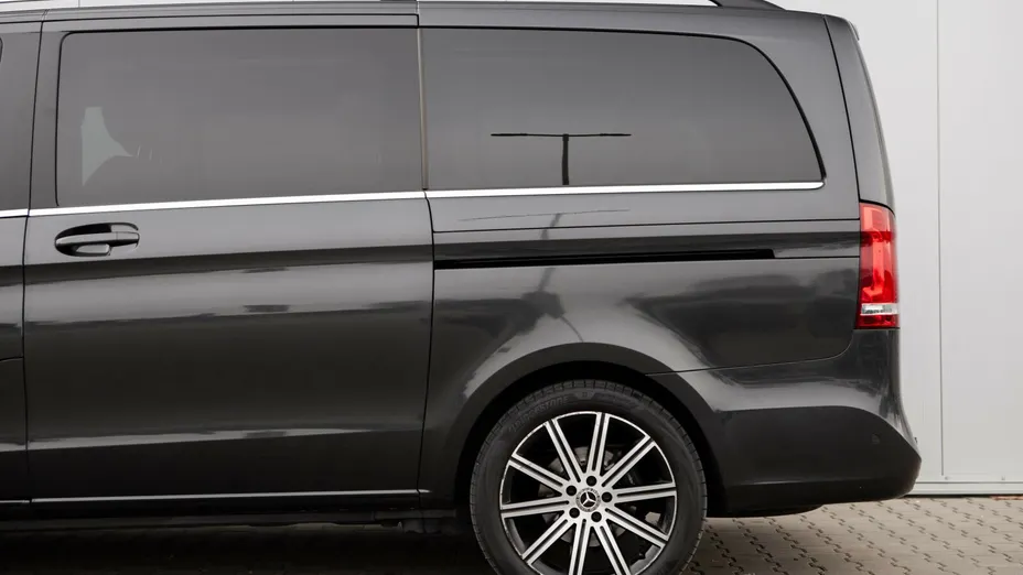 MERCEDES-BENZ V Klasa V 250 d 4-Matic Avantgarde 9G-Tronic (długi)