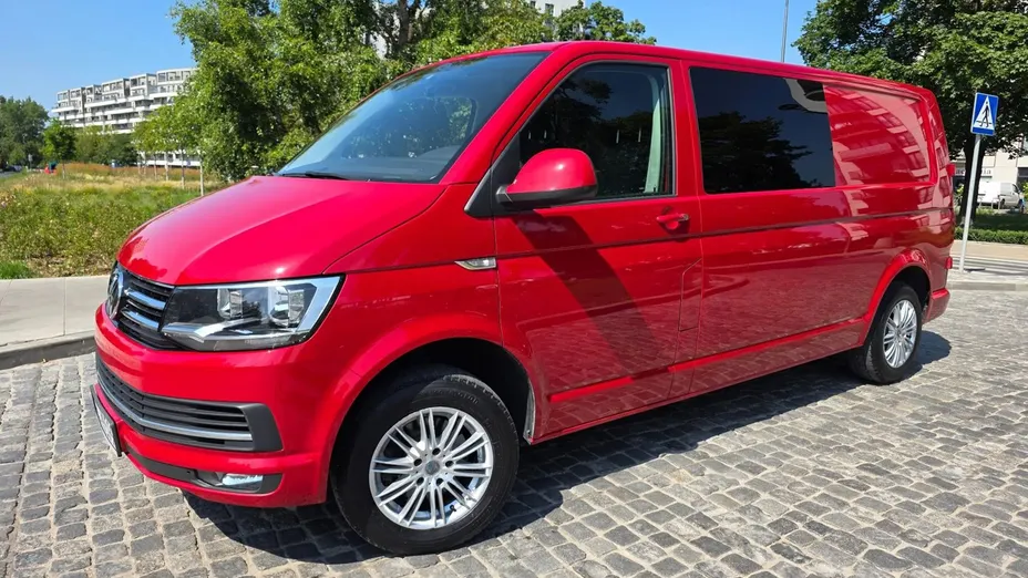 VOLKSWAGEN Transporter -