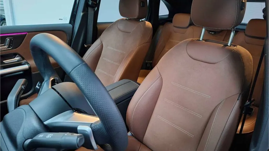 MERCEDES-BENZ GLA GLA 200 mHEV AMG Line 7G-DCT