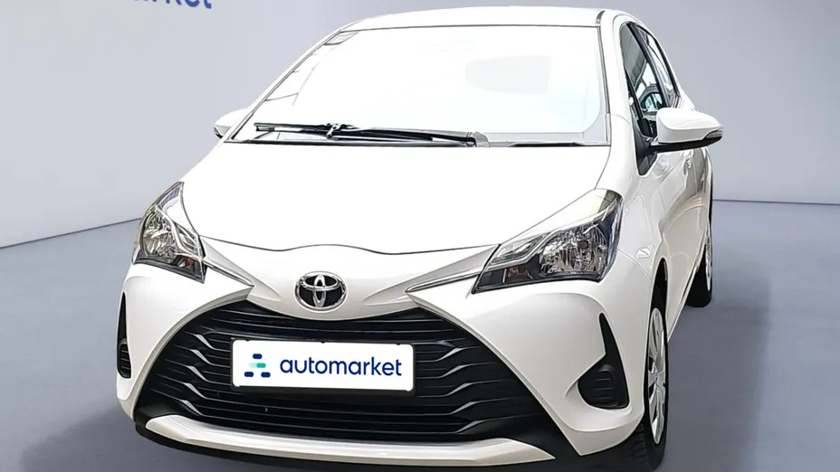 TOYOTA Yaris Yaris 1.5 Active