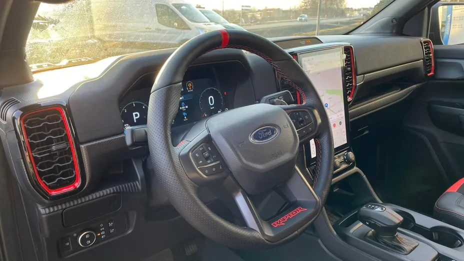FORD Ranger Ranger 2.0 EcoBlue Bi-Turbo 4x4 DC Raptor aut Nowy