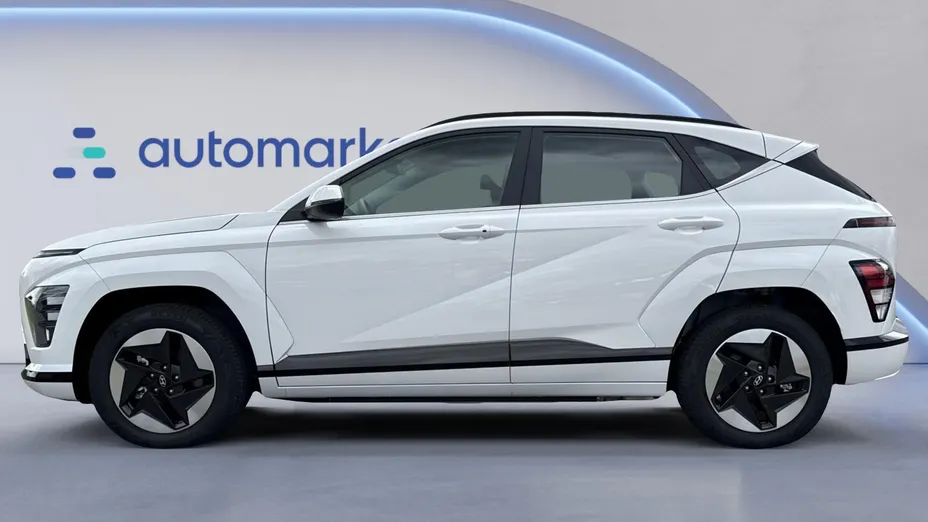 HYUNDAI Kona Kona Electric 65kWh Smart Nowy