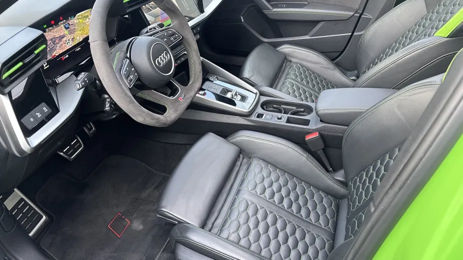 AUDI RS3 -