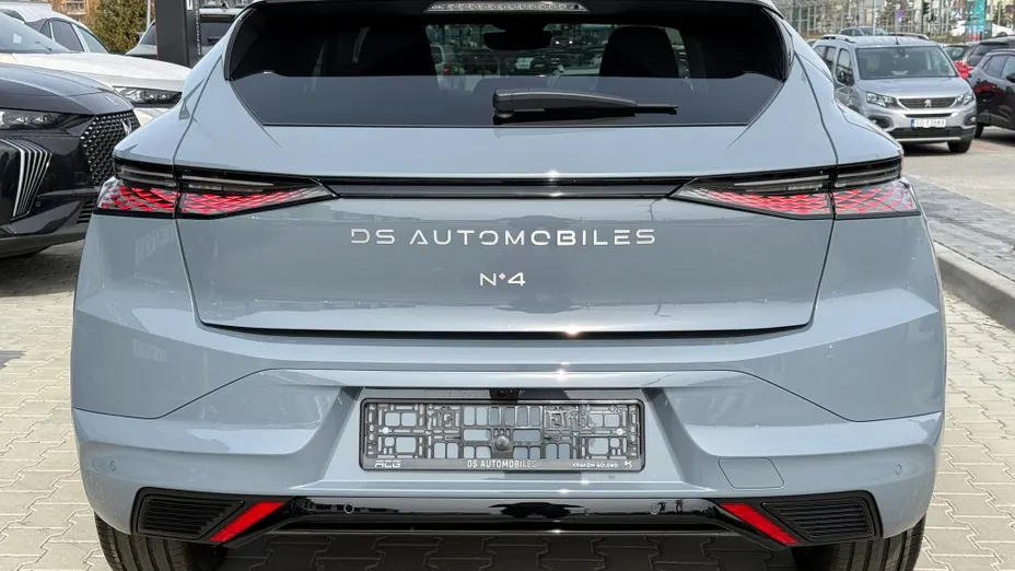 DS N°4 N°4 1.2 mHEV Pallas eDCS6