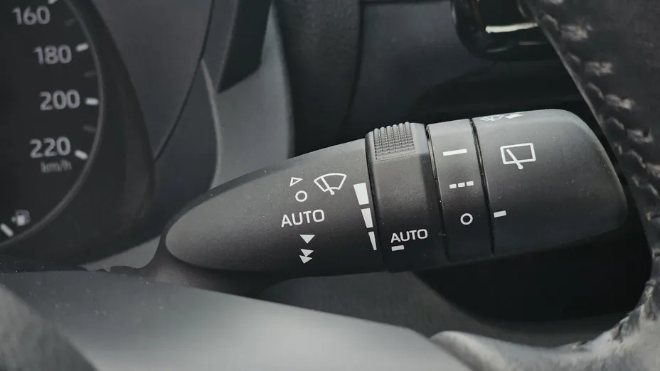 TOYOTA Yaris Yaris Hybrid 1.5 Comfort