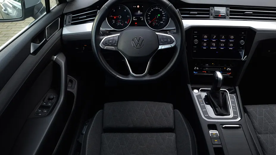 VOLKSWAGEN Passat Passat 2.0 TDI EVO Business DSG