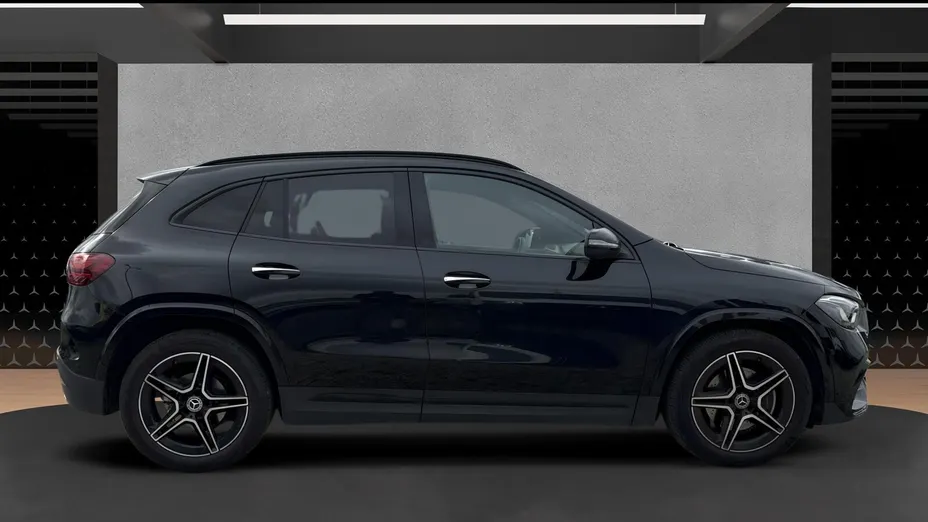 MERCEDES-BENZ GLA GLA 200 mHEV AMG Line 7G-DCT