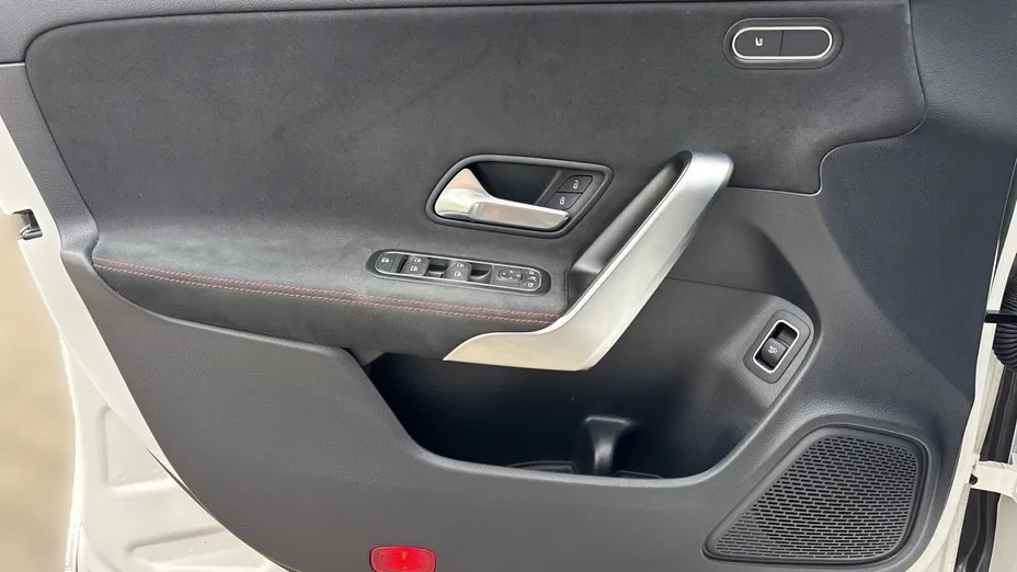 MERCEDES-BENZ CLA CLA 200 mHEV AMG Line 7G-DCT