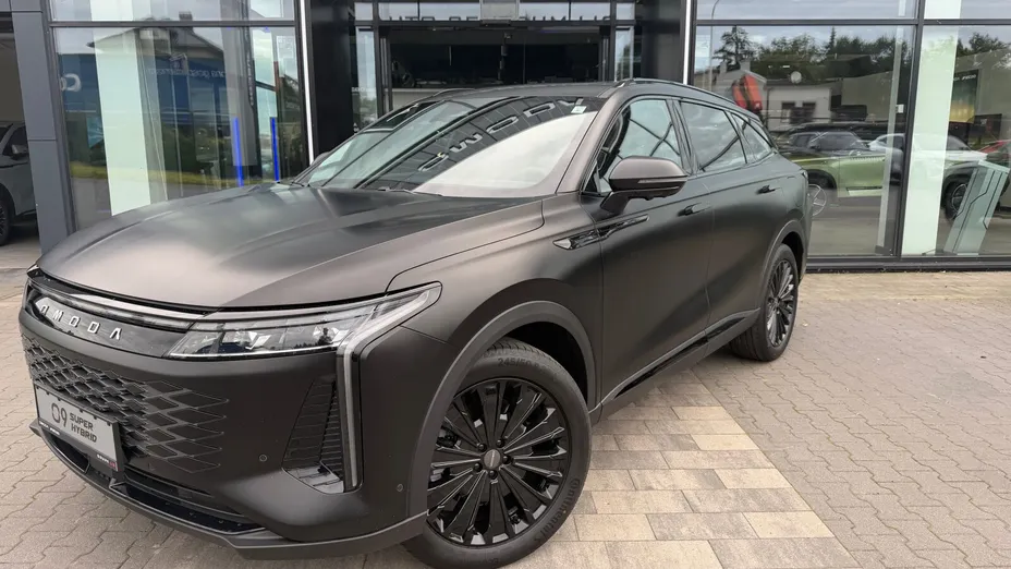 OMODA Omoda 9 Omoda 9 1.5 Super Hybrid Exclusive AWD