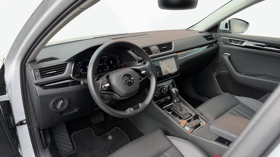 SKODA Superb Superb 2.0 TDI SCR L&K DSG