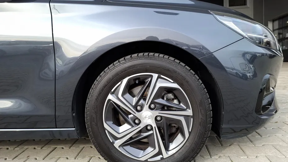 HYUNDAI i30 i30 1.0 T-GDI Smart