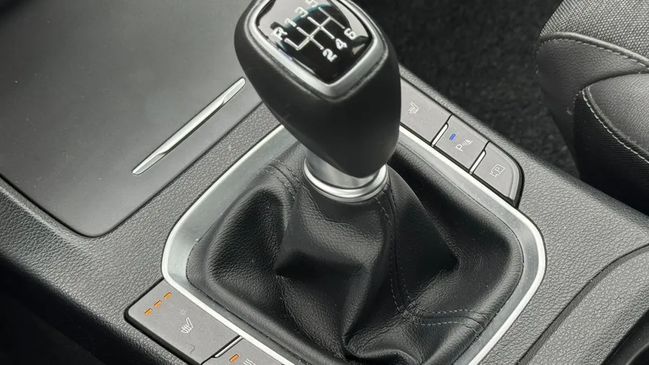 HYUNDAI i30 i30 1.5 T-GDI 48V Executive