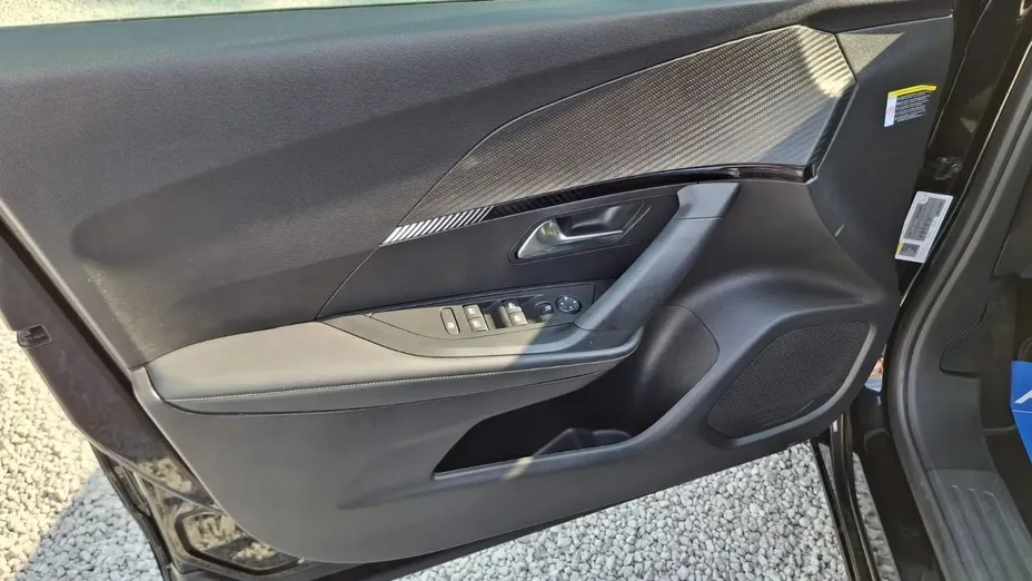 PEUGEOT 2008 -