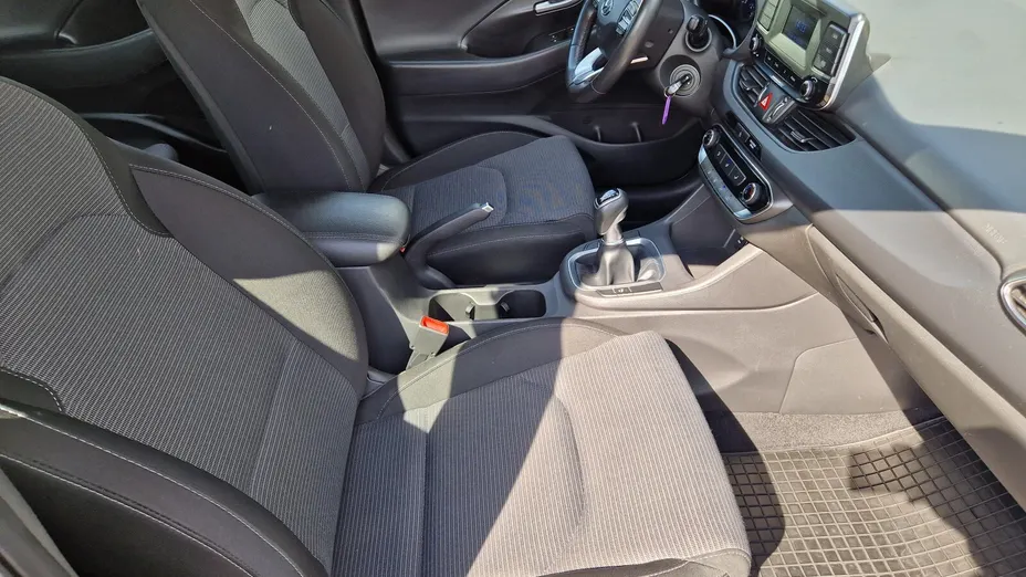 HYUNDAI i30 i30 1.0 T-GDI Modern