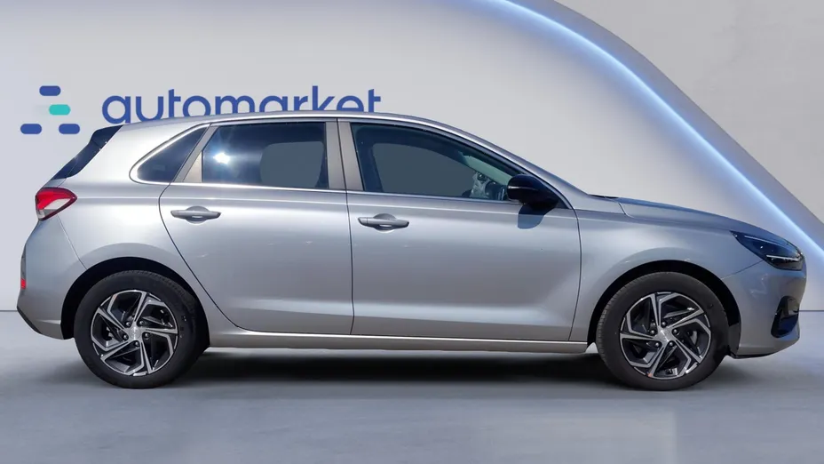 HYUNDAI i30 i30 1.0 T-GDI Smart