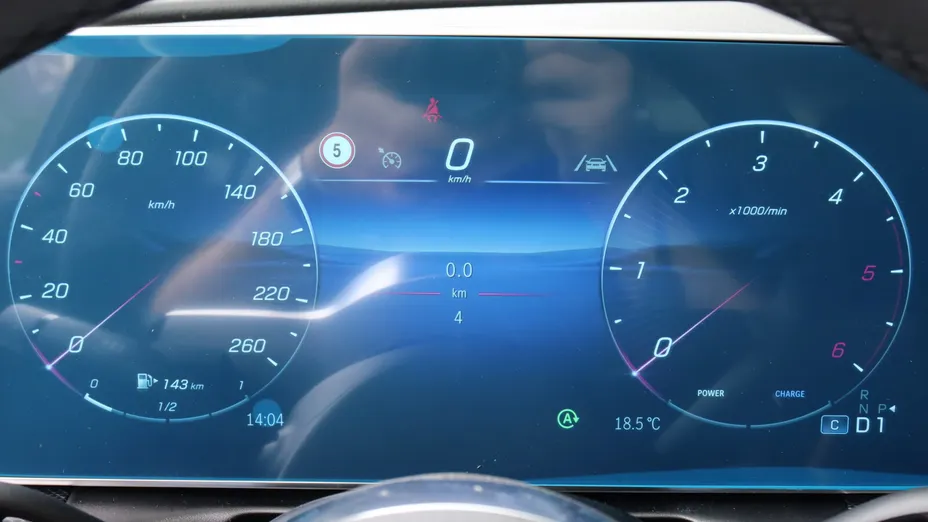MERCEDES-BENZ C Klasa C 220 d mHEV 4-Matic Avantgarde