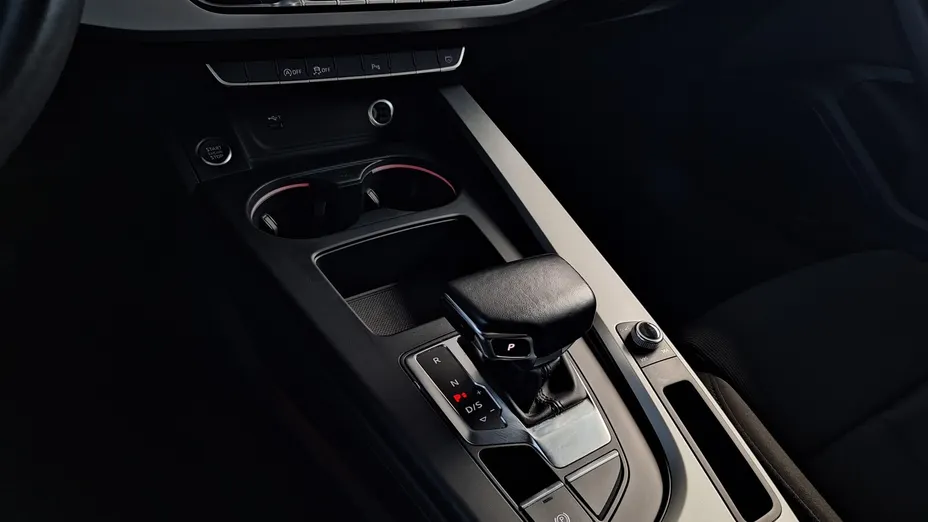 AUDI A4 A4 35 TFSI mHEV S tronic