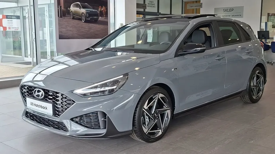 HYUNDAI i30 i30 1.6 CRDi BlueDrive Classic + DCT