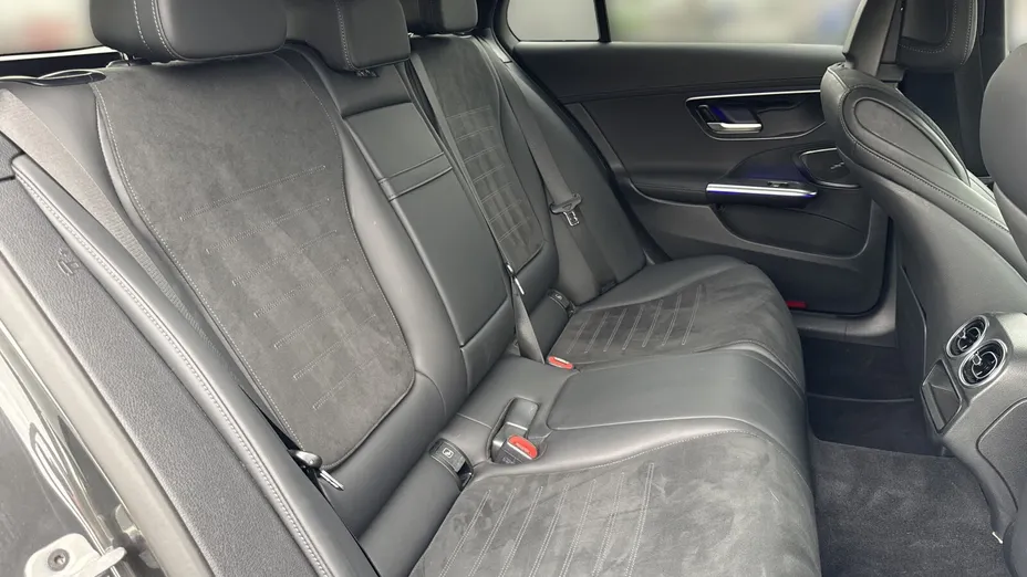 MERCEDES-BENZ C Klasa C 220 d mHEV 4-Matic AMG