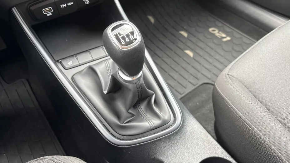 HYUNDAI i20 i20 1.2 Modern