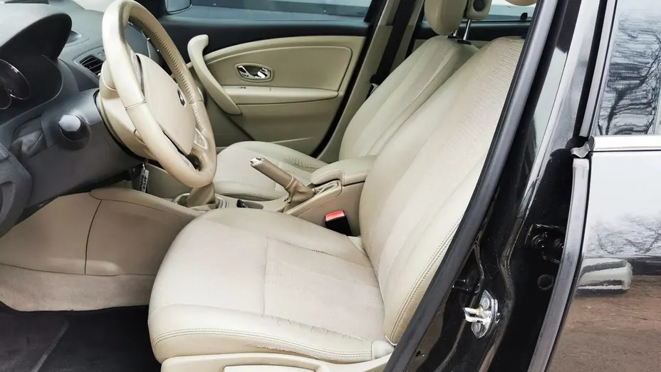 RENAULT Fluence Fluence 2.0 16V Privilege