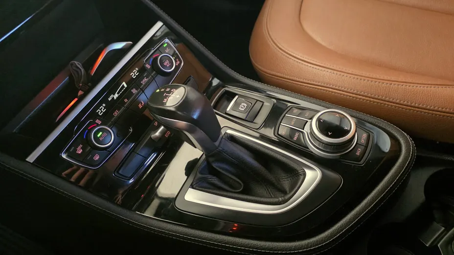 BMW Seria 2 218d GT Luxury Line aut