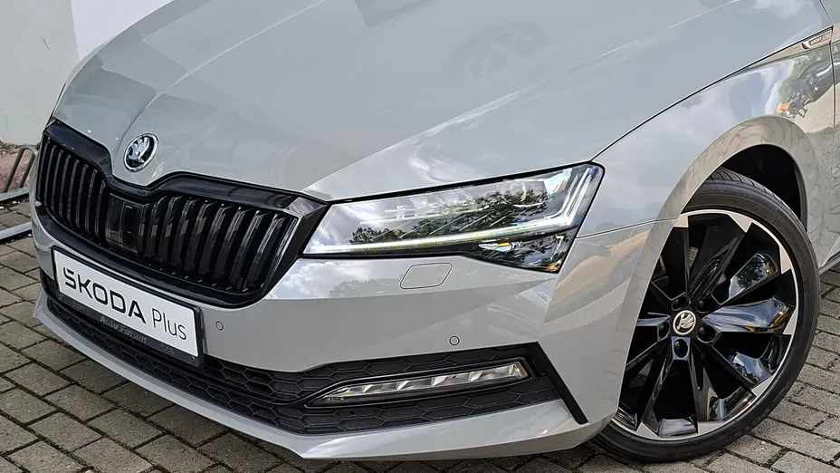 SKODA Superb Superb 2.0 TDI SCR 4x4 Sportline DSG