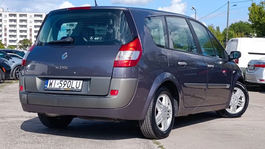 RENAULT Scenic -