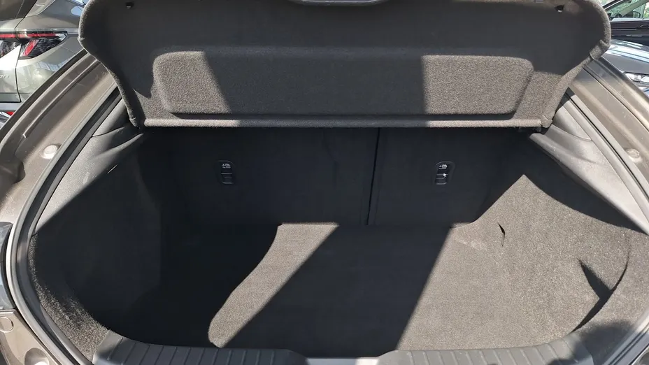 MAZDA 3 3 2.0 mHEV Hikari