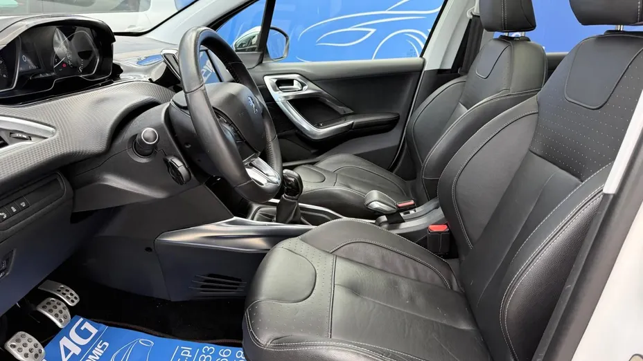 PEUGEOT 2008 -