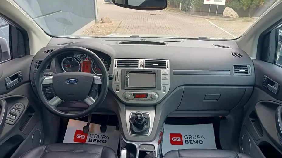 FORD Kuga -