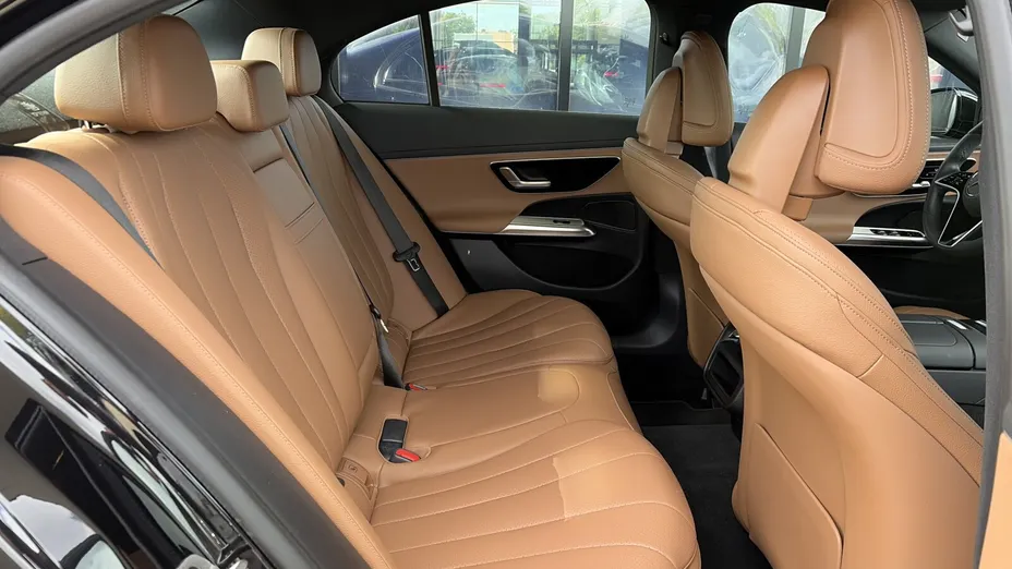 MERCEDES-BENZ E Klasa E 220 d mHEV 4-Matic Avantgarde 9G-Tronic