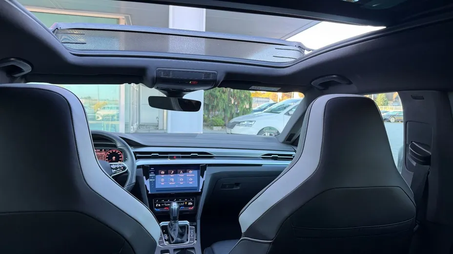VOLKSWAGEN Arteon -