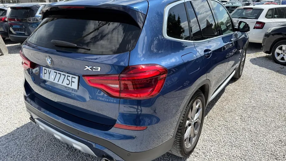 BMW X3 -