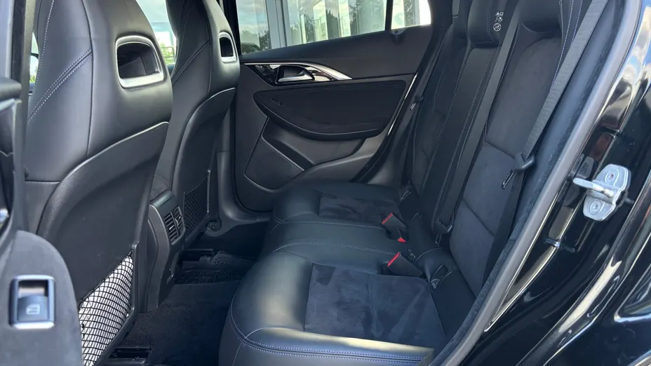 INFINITI Q30 Q30 1.5d City Black Edition
