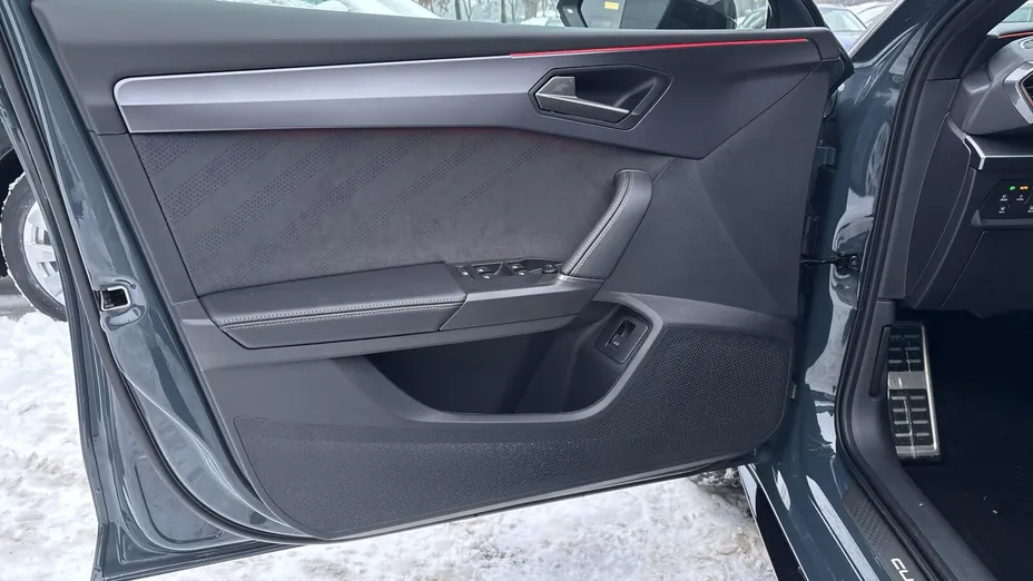 CUPRA Leon Leon 1.5 eTSI mHEV DSG Nowy