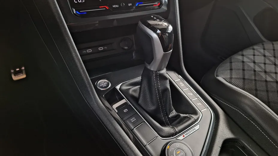 VOLKSWAGEN Tiguan Tiguan 2.0 TSI 4Mot. R-Line DSG