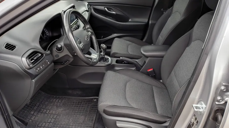 HYUNDAI i30 i30 1.5 DPI Smart