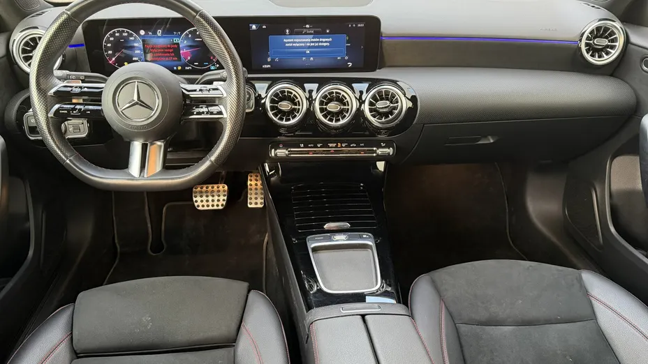 MERCEDES-BENZ A Klasa A 200 AMG Line 7G-DCT
