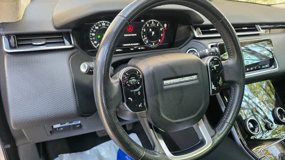 LAND ROVER Range Rover Velar -
