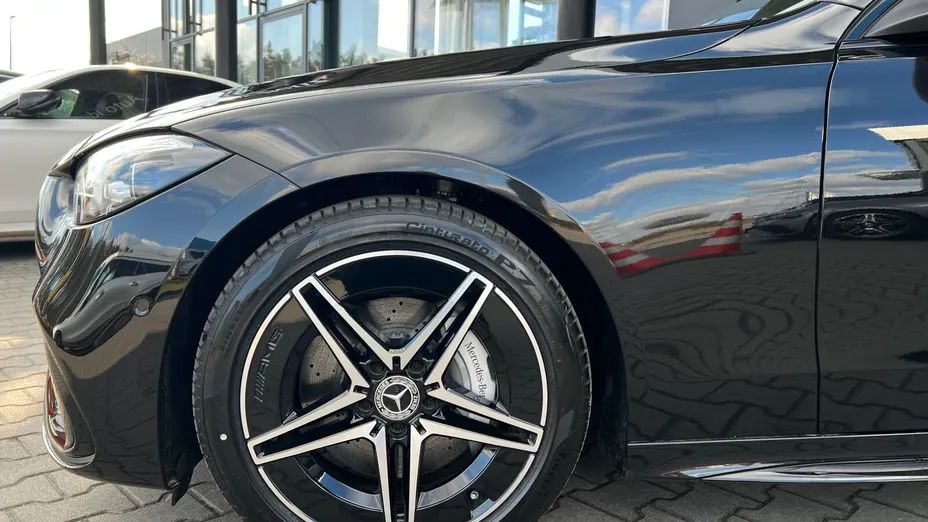 MERCEDES-BENZ C Klasa C 220 d mHEV 4-Matic AMG
