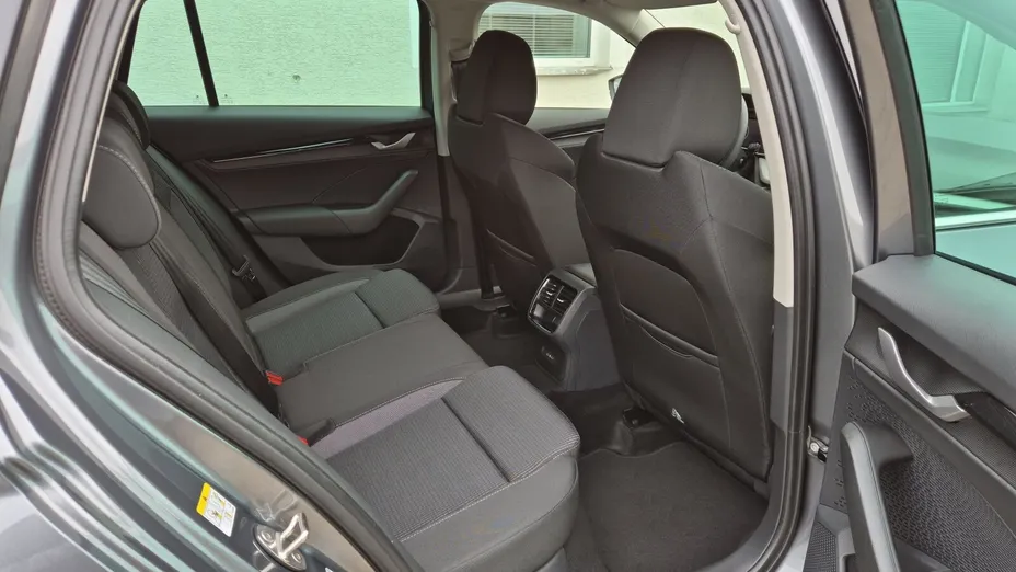 SKODA Octavia Octavia 2.0 TSI Drive Selection 4x4 DSG Nowy