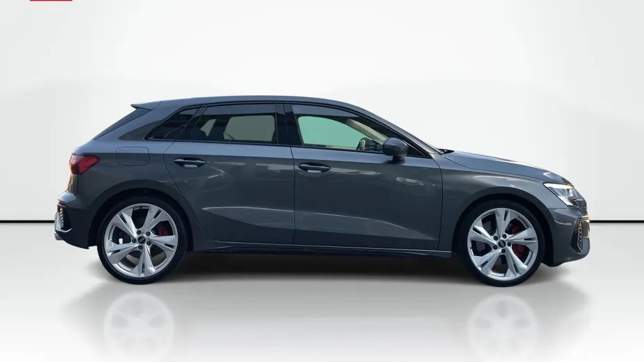 AUDI S3 Sportback -