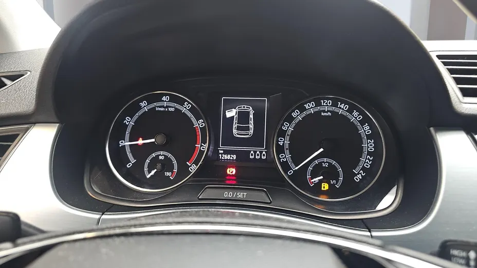 SKODA Fabia Fabia 1.0 TSI Ambition