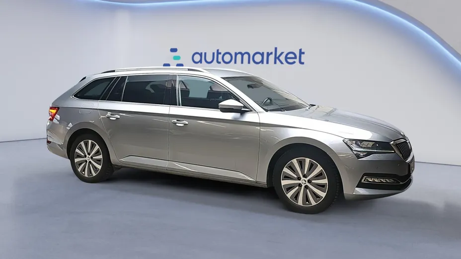 SKODA Superb Superb 2.0 TDI SCR Style DSG