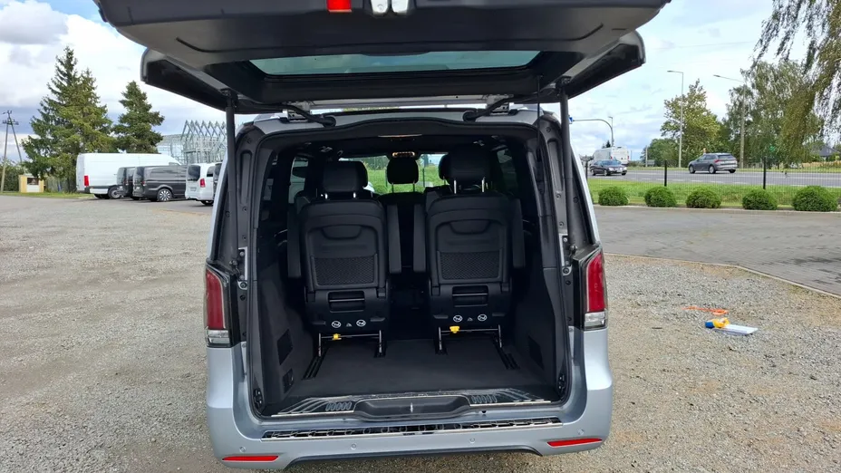 MERCEDES-BENZ V Klasa V 300 d 4-Matic 9G-Tronic Exclusive (ekstra dł)