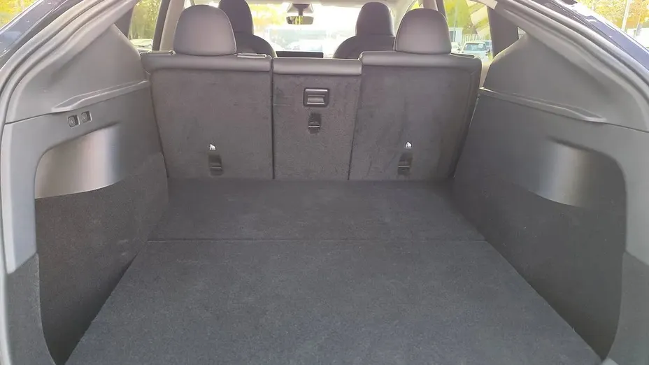 TESLA Model Y Y 62.5 RWD