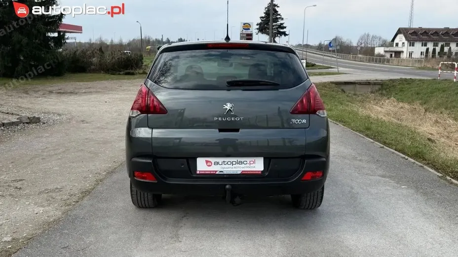 PEUGEOT 3008 -
