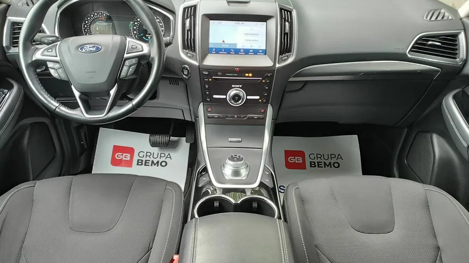 FORD S-MAX S-MAX 2.5 Hybrid Titanium CVT