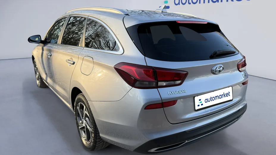 HYUNDAI i30 i30 1.5 T-GDI 48V Smart